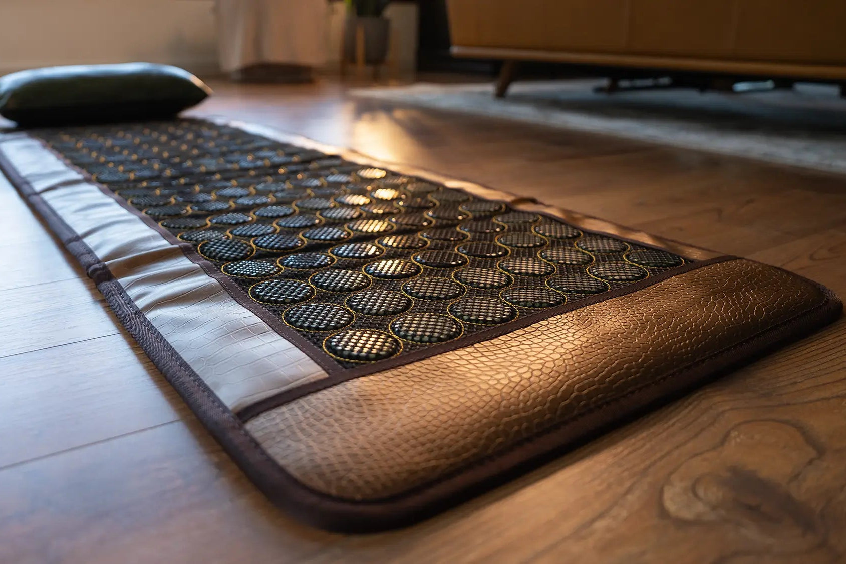 
                  
                    Mesh 7224 Far Infrared Mat with Negative Ion Therapy
                  
                